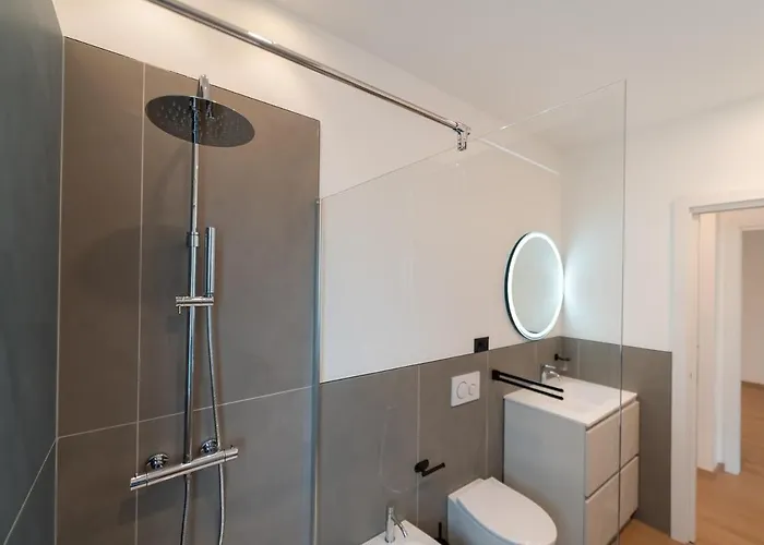 Apartment Incantevole Fronte Mare 4b *